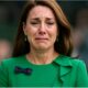 BREAKING NEWS: Kate Middleton was overcome with emotion as the doctor disclosed her diagnosis: ‘I will soon begin an extended course of chemotherapy due to the tumor…More details.