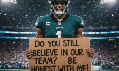 I love you all I need 900 hellos from 900 lovely fans of mine to brighten up my night ❤